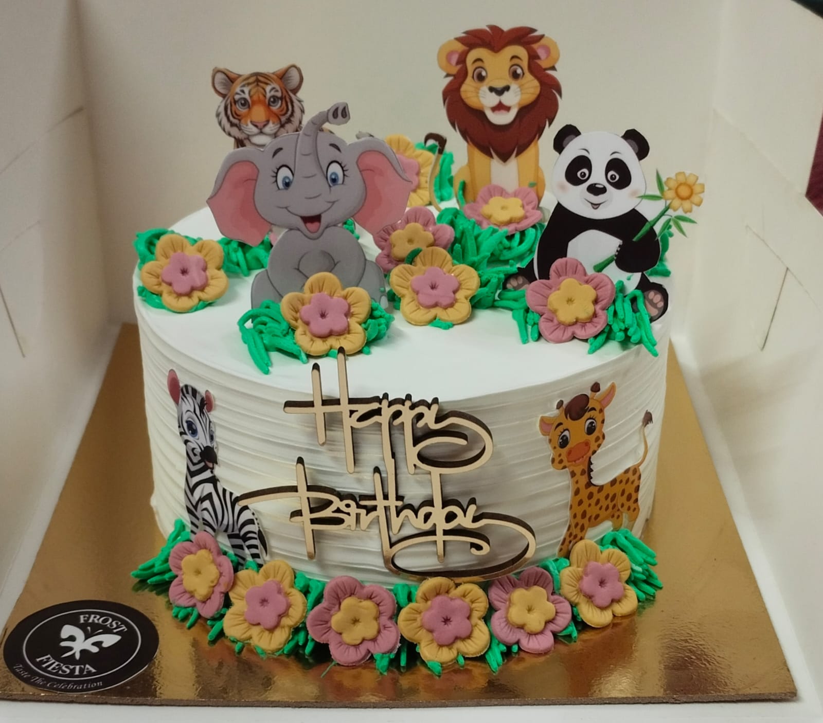 Jungle Theme Birthday Cake in Kolkata